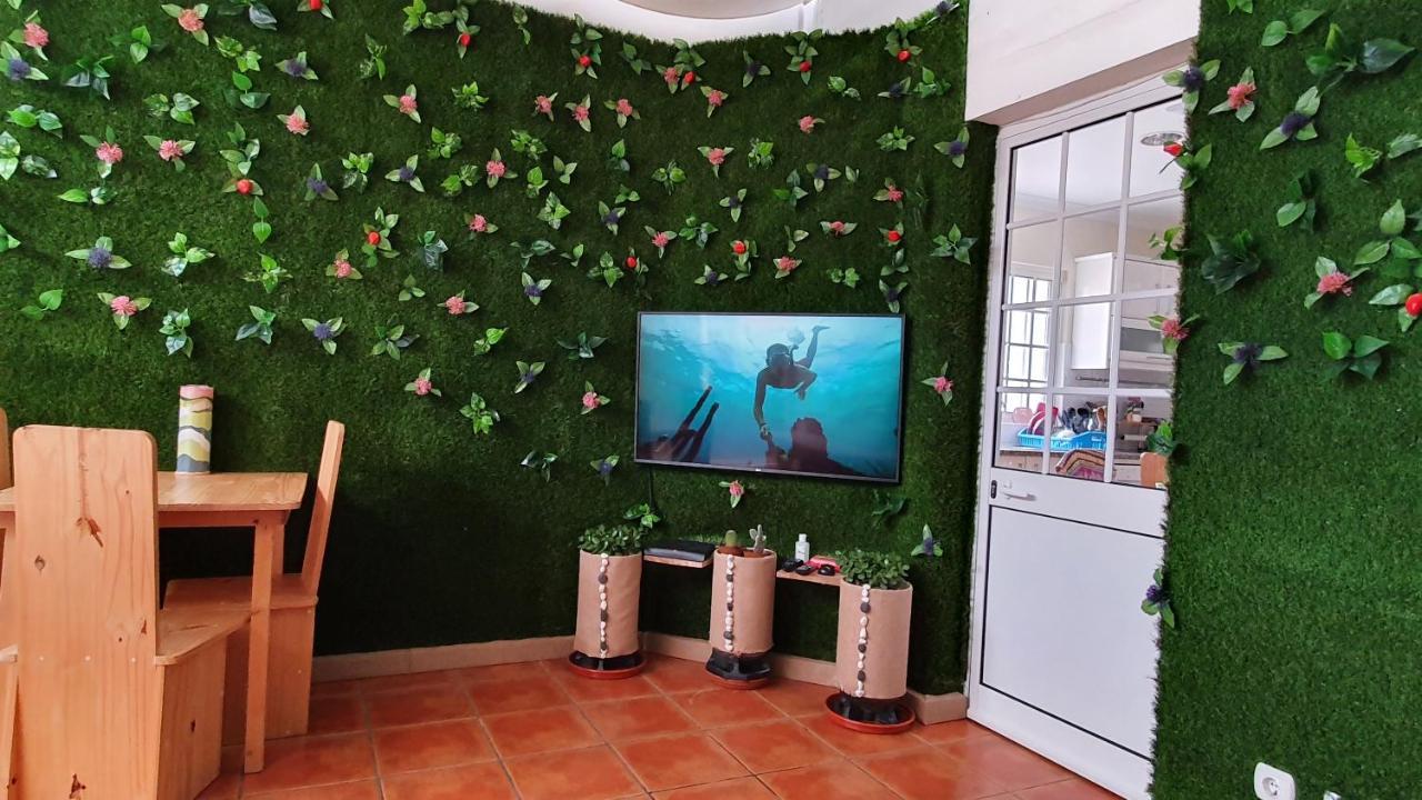 Bruma Hostel Ponta Delgada  Bagian luar foto