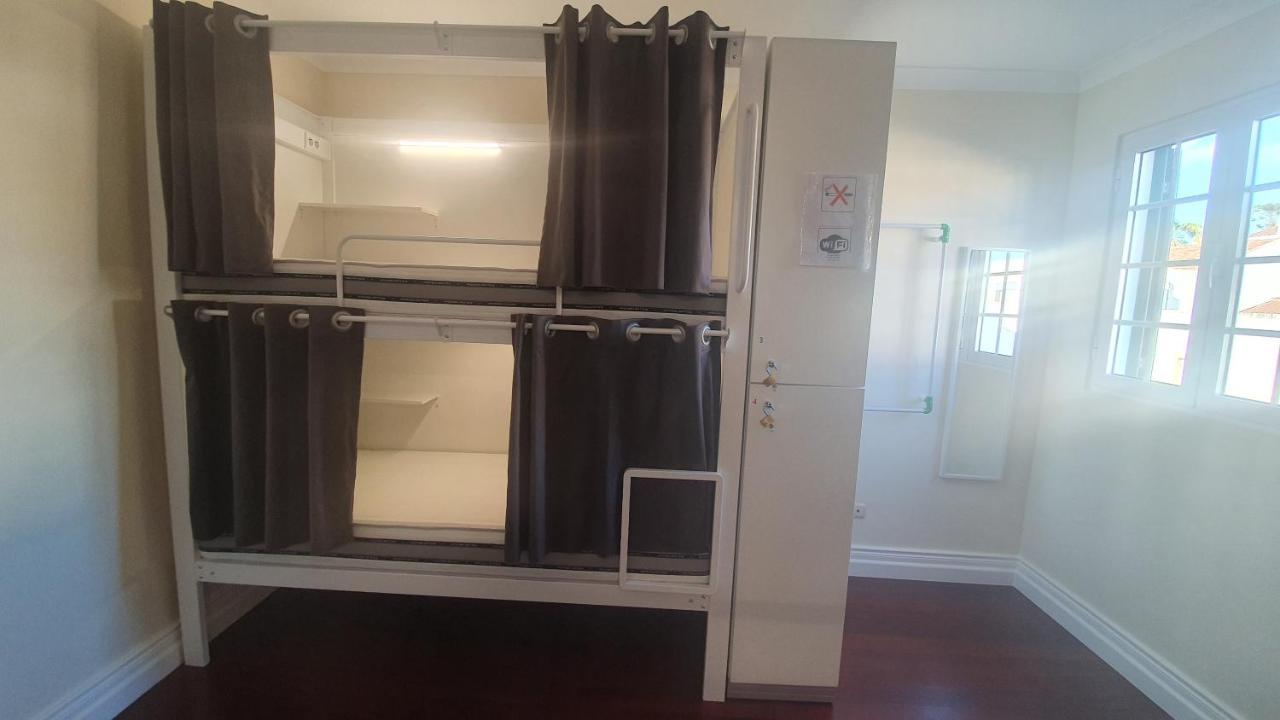 Bruma Hostel Ponta Delgada  Bagian luar foto