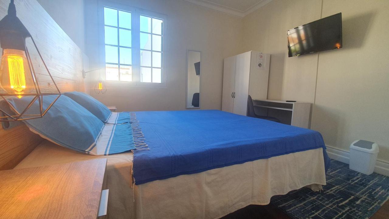 Bruma Hostel Ponta Delgada  Bagian luar foto